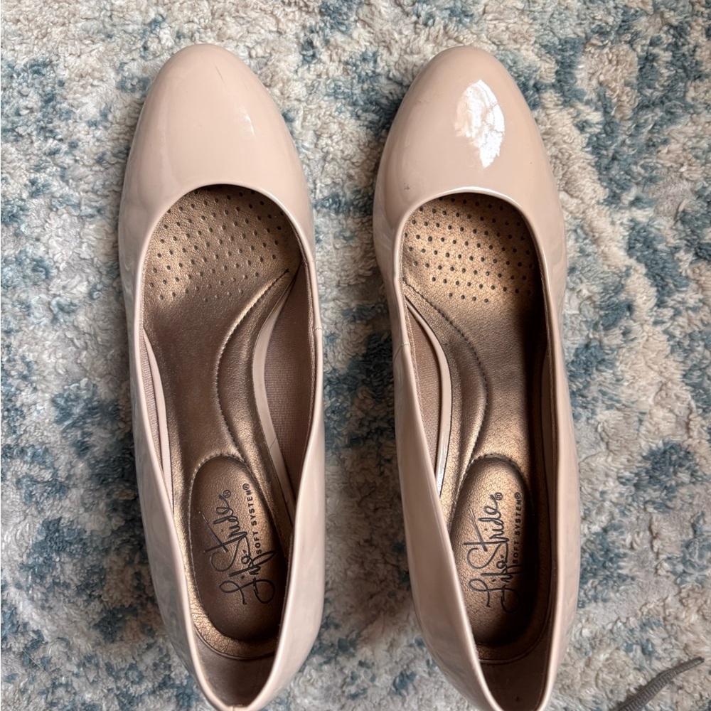 LifeStride Nude Patent Pumps | Size 9 | Comfort Heels